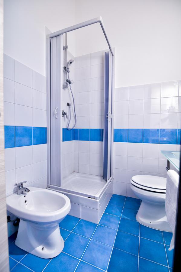 Maqueda Central Suites Palermo Buitenkant foto